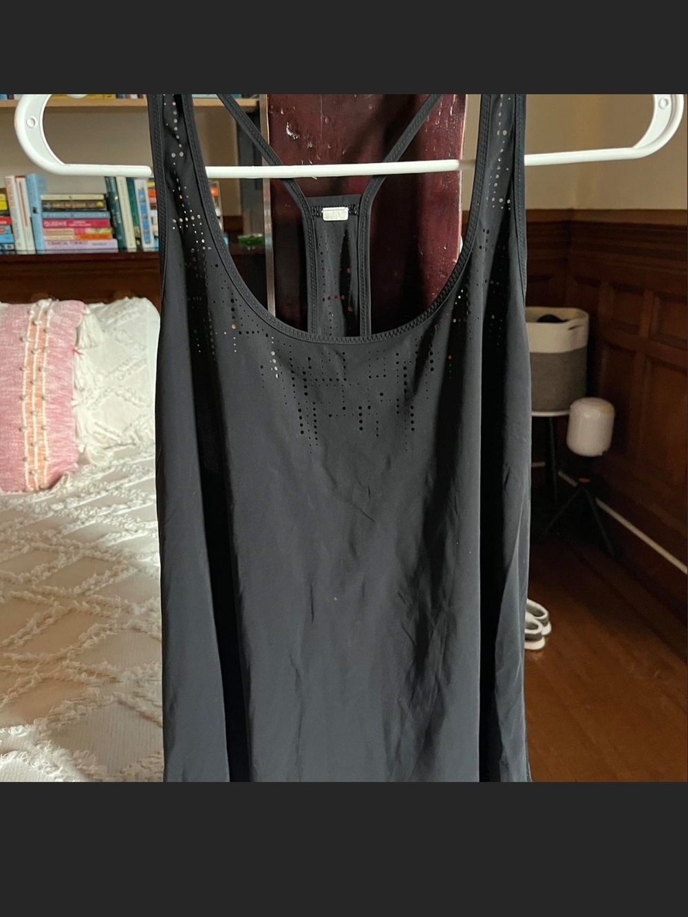 lululemon athletica Black Laser-Cut Racerback Tank Size Medium